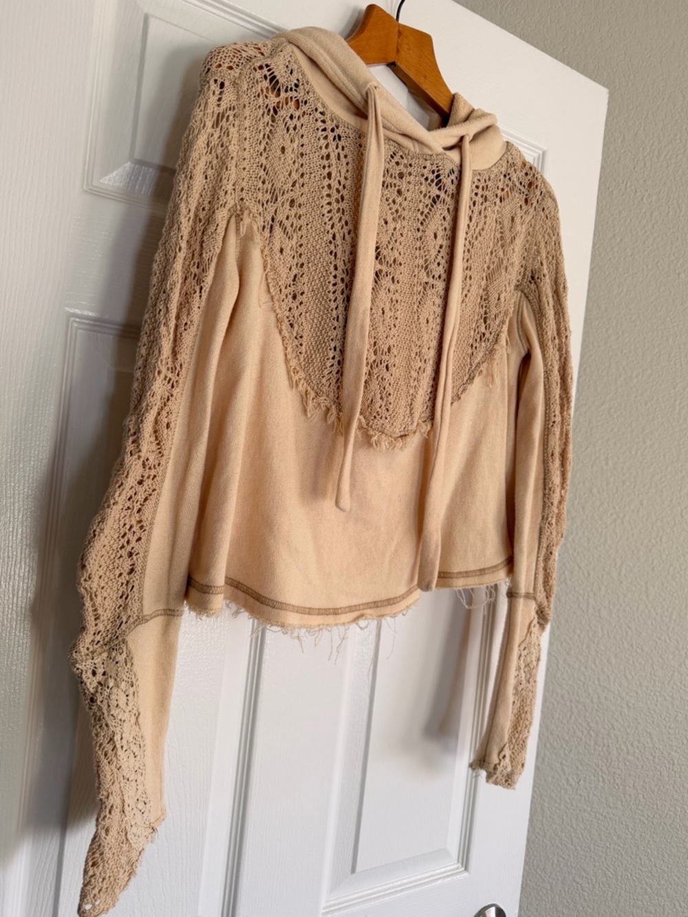 Free People Crocheted Lace Hooded Sweatshirt Size XS - Picture 4 of 10